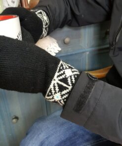 Knit Gloves