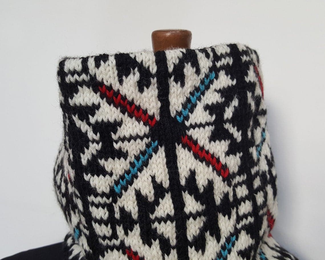 traditional pattern knit winter scarf