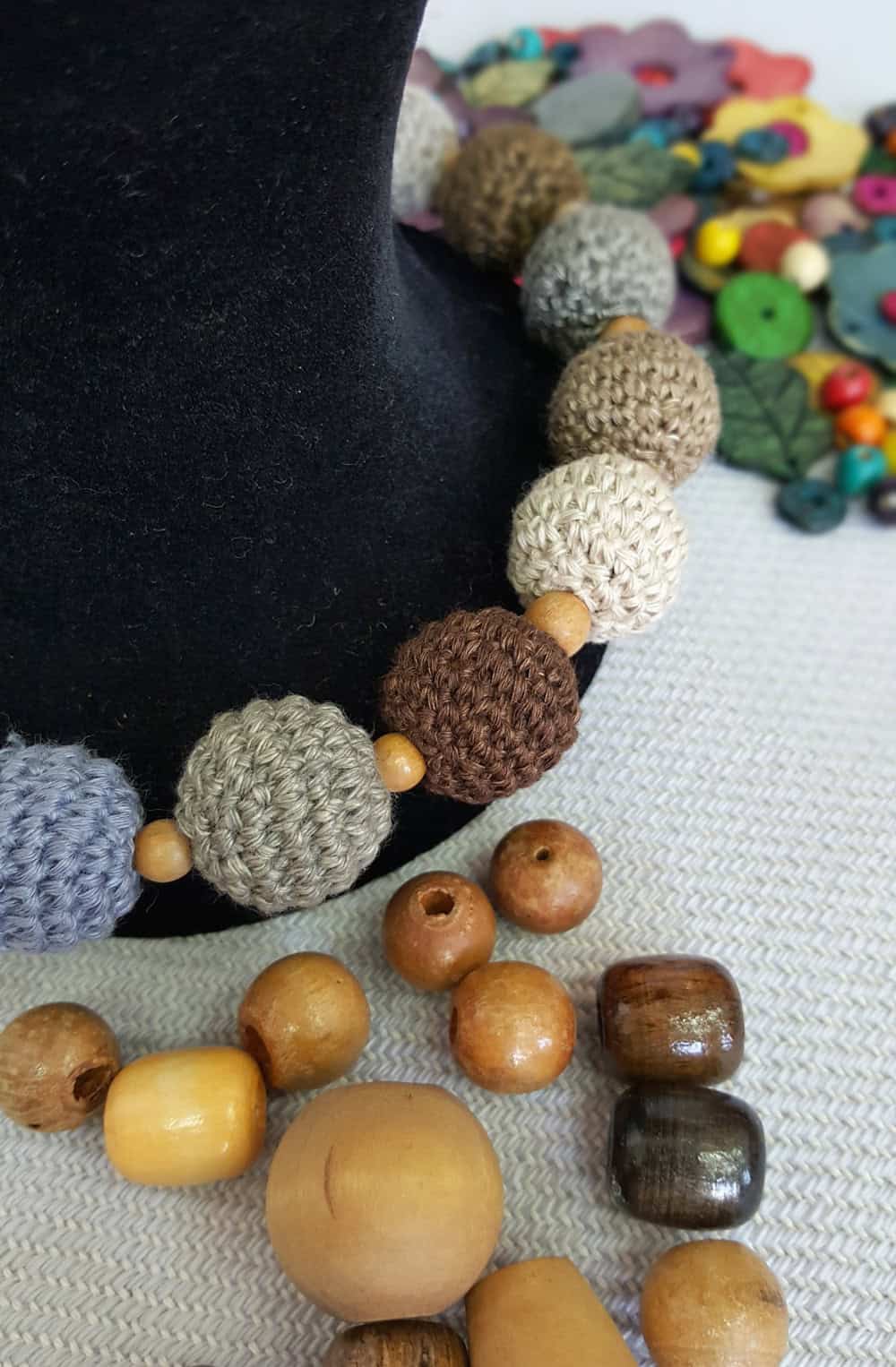 Crochet necklaces with wooden beads