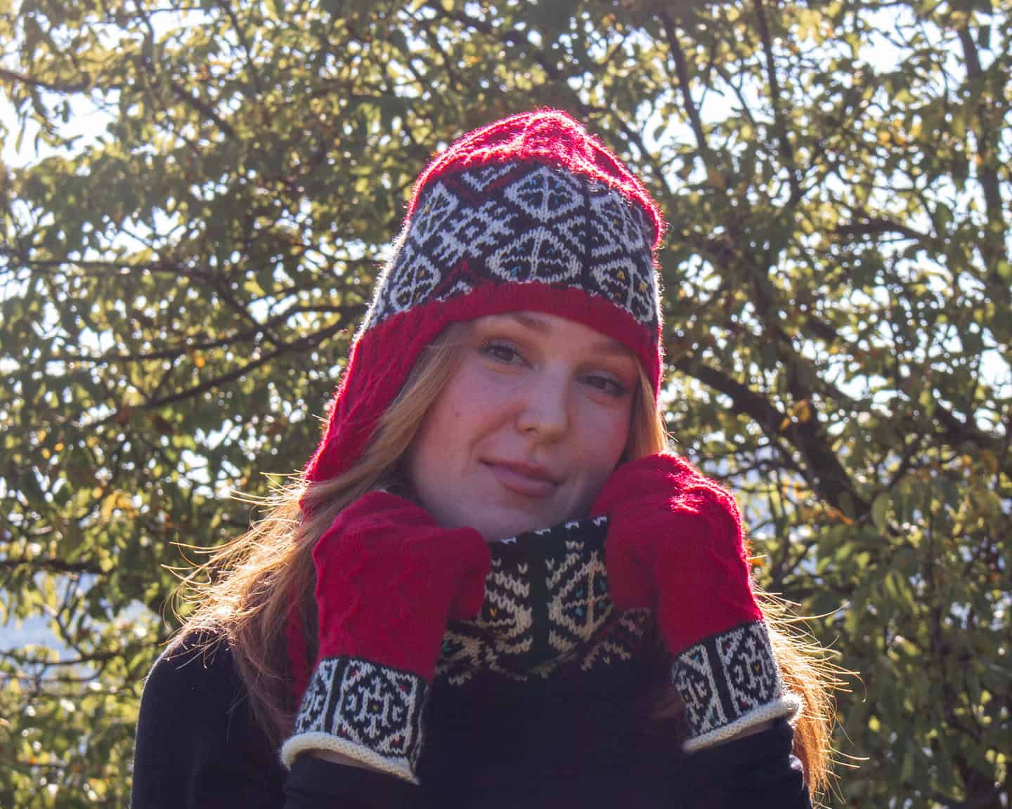 Traditional Pattern Hat with Ear Flaps - Image 4