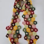 Crocheted scarf (Circles II)