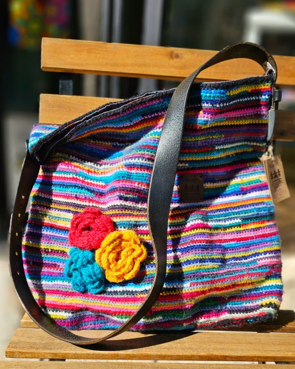 Striped shoulder bag - Image 4