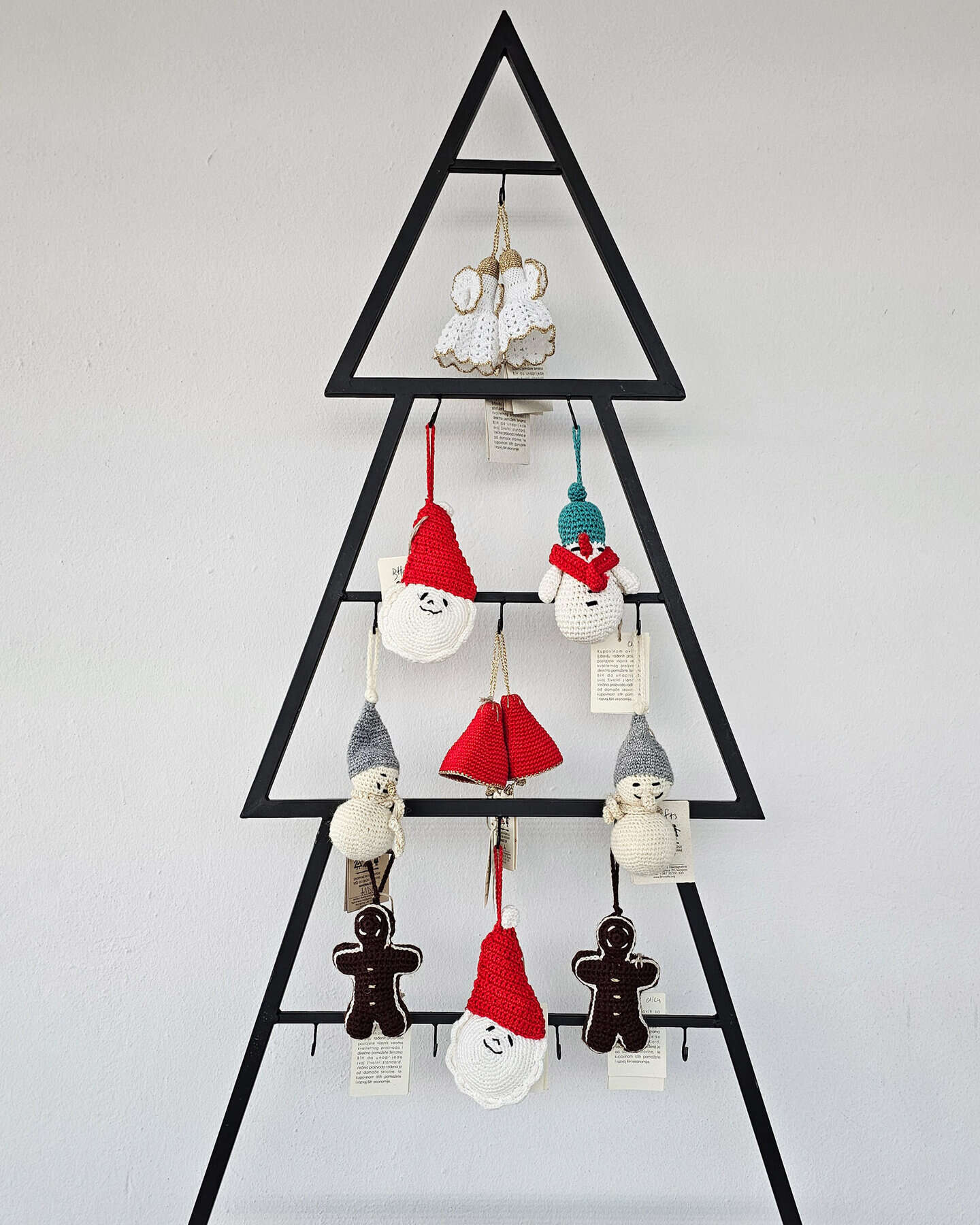 Hand made assorted Christmas tree ornament set of 8 for your holiday decor display