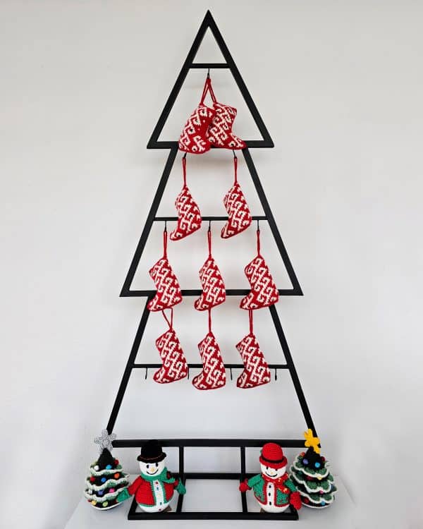 Fair-trade knitted Christmas stockings ornament set for holiday décor