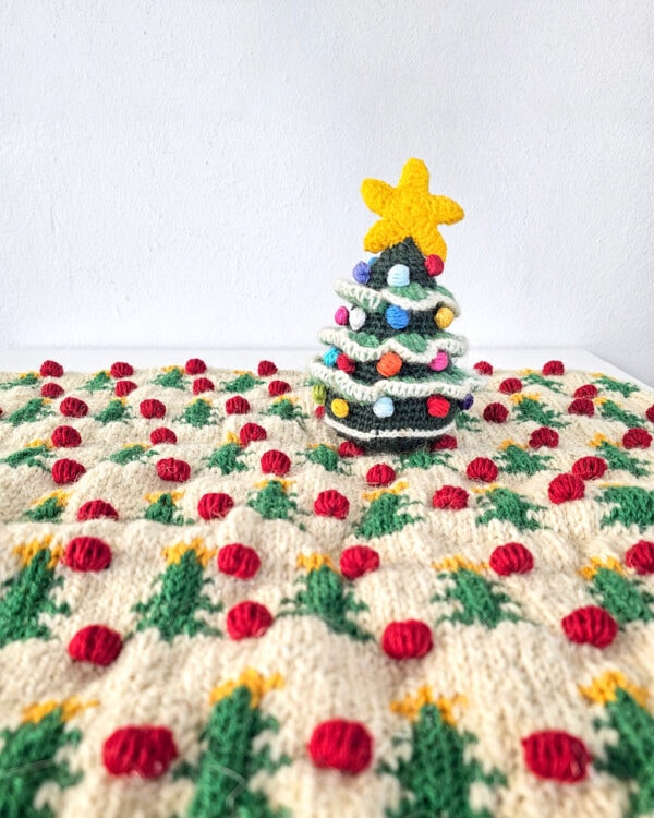 Set of Pillowcase and Christmas Tree