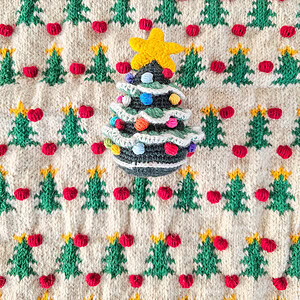 Alternative view of Set of Pillowcase and Christmas Tree